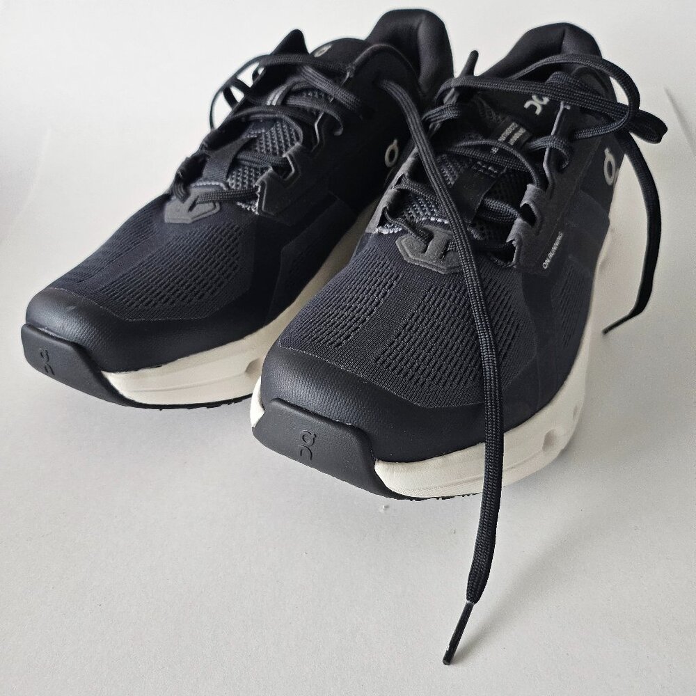 BRAND NEW On Cloudrunner 2 roadrunner Mens size 12